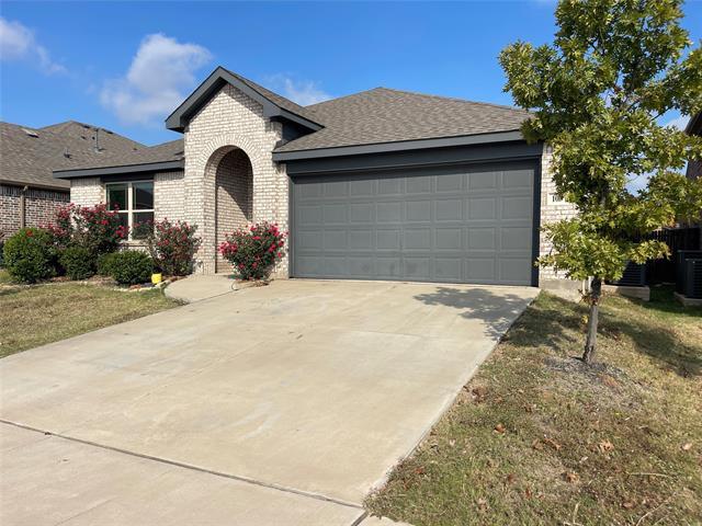 Photo - 1097 Kingbird Ln