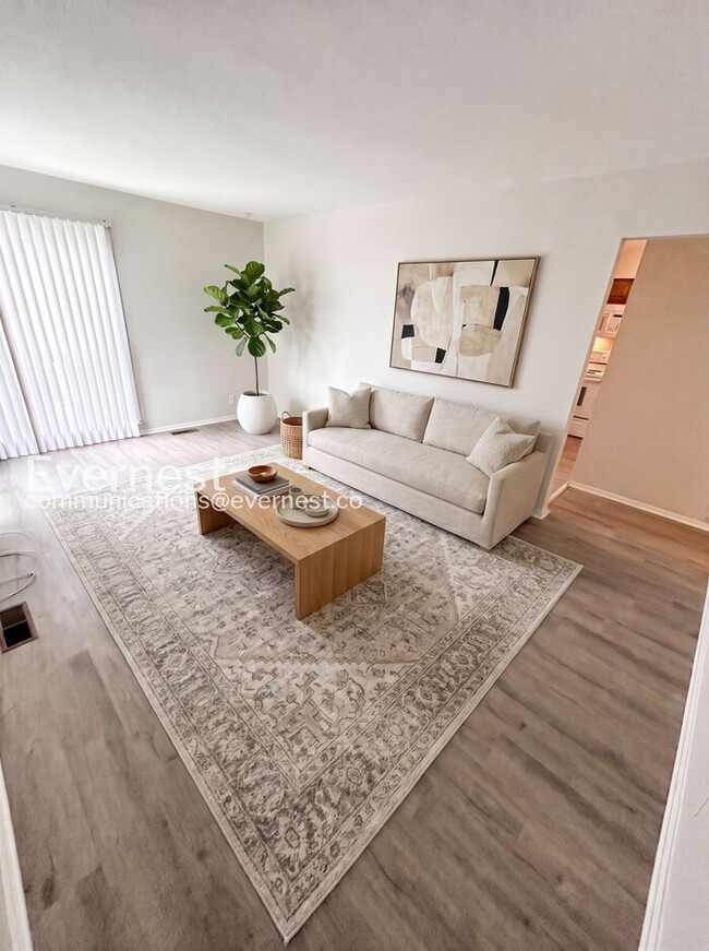 Photo - 7826 Blandford Dr