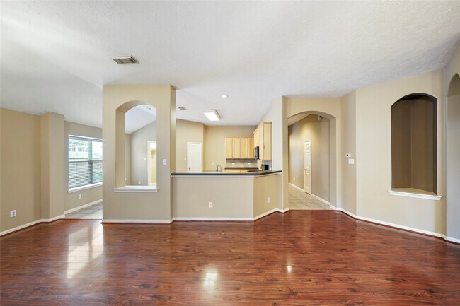 Photo - 6903 Summer Bridge Ln