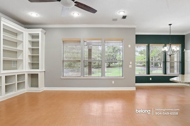 Photo - 85053 Sagaponack Dr