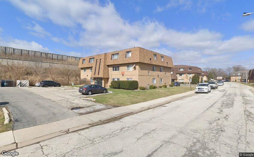 Photo - 10440 Natoma Ave Unit 5