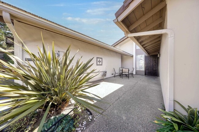 Photo - 147 Sinaloa Ct