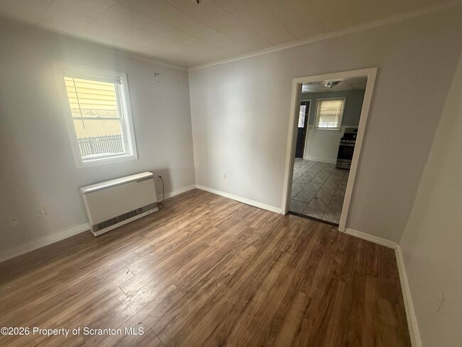 Photo - 2030-2032 Washburn St