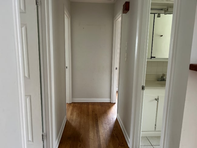 Photo - 2494 Riceville Rd