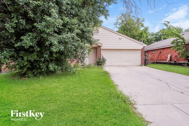 Building Photo - 4641 Goldrock Dr