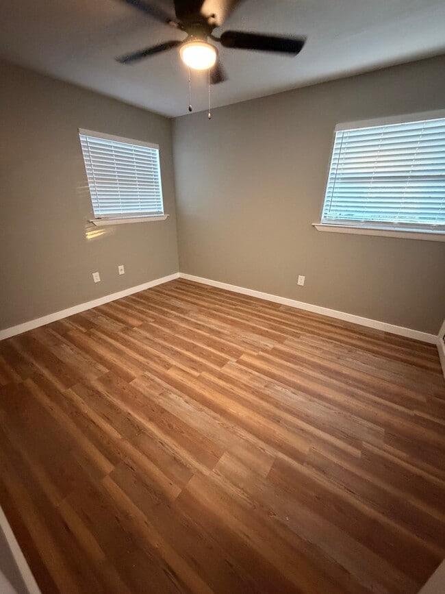 Photo - 2530 Baylor Ave