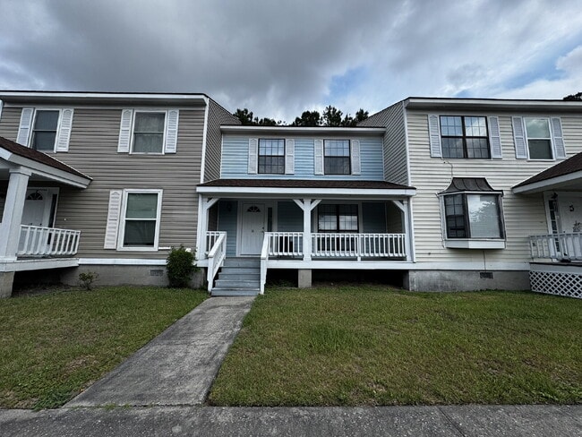 Townhouse for Rent - Townhouse for Rent Unit 16