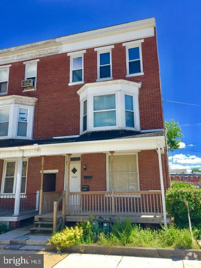 Building Photo - 1460 Monroe St Unit 1460 Monroe St Rental
