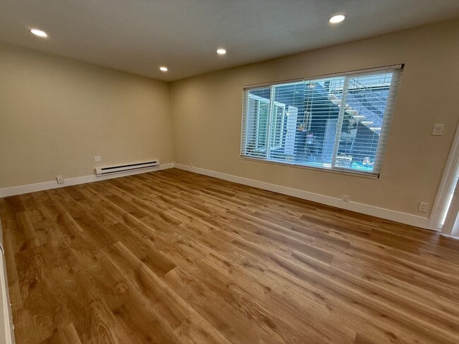 5851 El Zuparko Dr Unidad 1