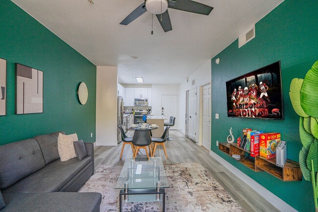 Building Photo - 6610 N 93rd Ave Unit ID1263216P Rental