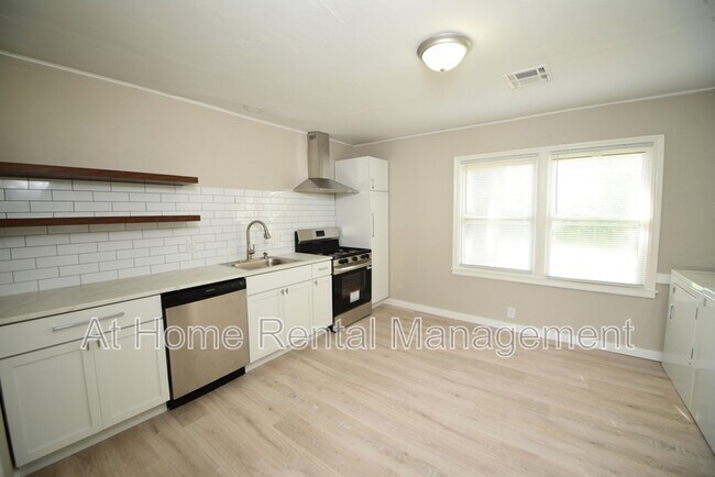 Photo - 424 S 73rd E Ave