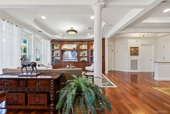 Photo - 336 Trotting Ln