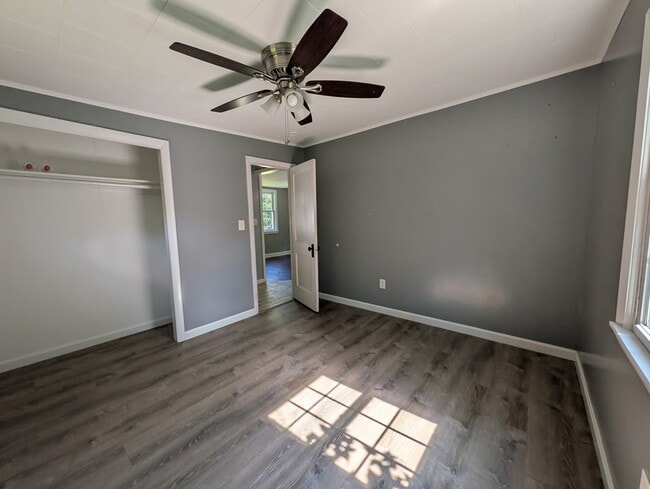 Photo - 67 Perry Rd