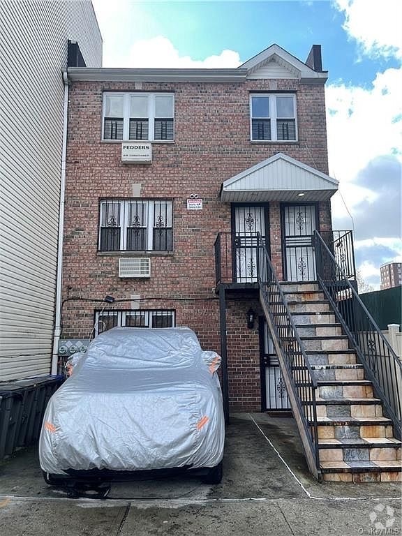 Building Photo - 796 E 165th St Unit 1 Rental