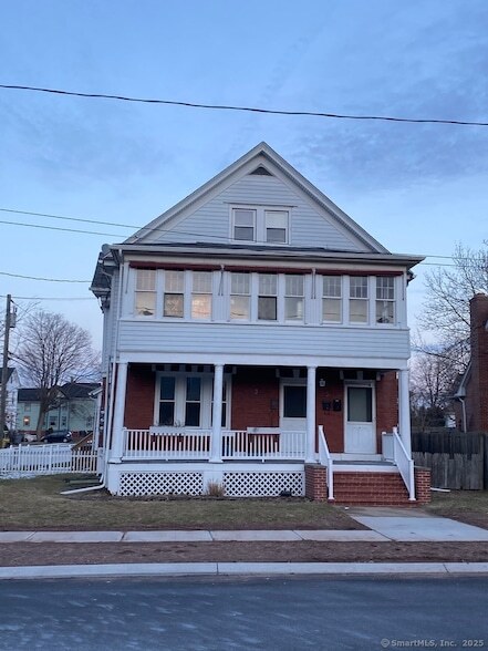 Building Photo - 3 Washington Ave Rental