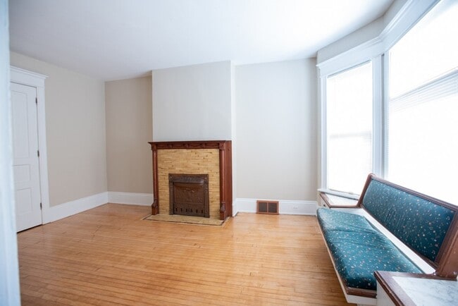 Photo - 2728 N Murray Ave Unit 2728-Lower