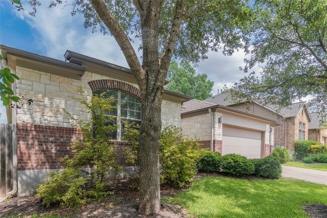 Photo - 2542 Ravenwood Dr