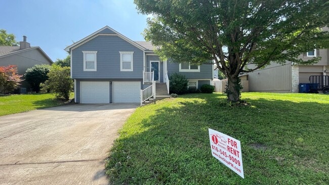 3 Bedroom, 2 Bathroom with Vaulted Ceiling... - 3 Bedroom, 2 Bathroom with Vaulted Ceiling... House