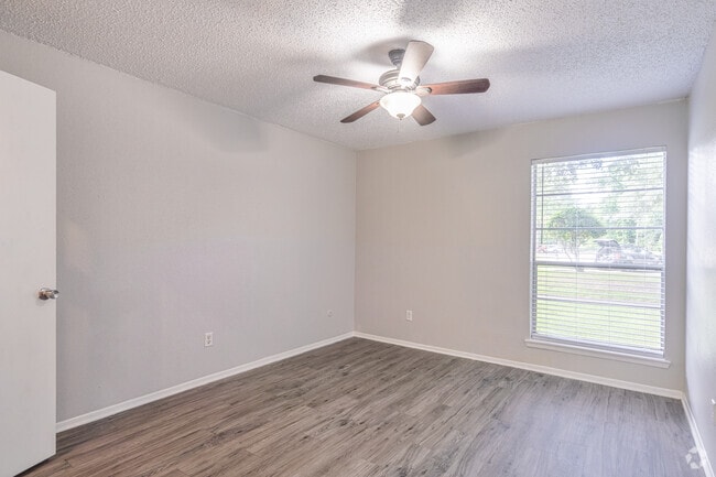 2HAB, 1BA - 929 ft²