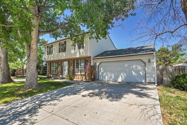 Building Photo - $2,795 - 3 Bed, 2.5 Bath Home with Central...