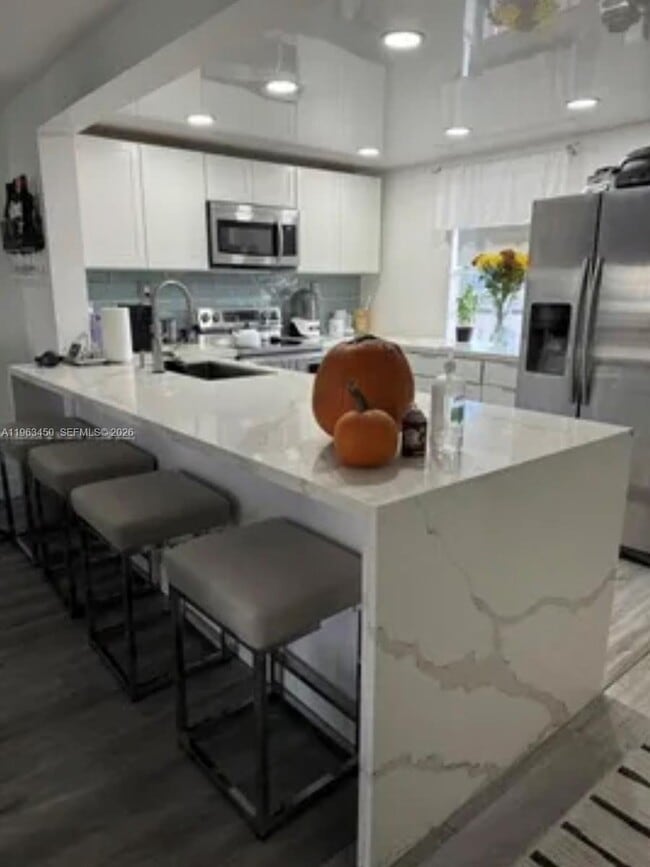 Photo - 301 SE 3rd St Unidad 307