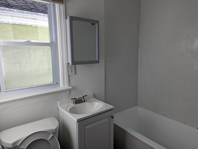 Photo - 64 Liberty St Unit 2