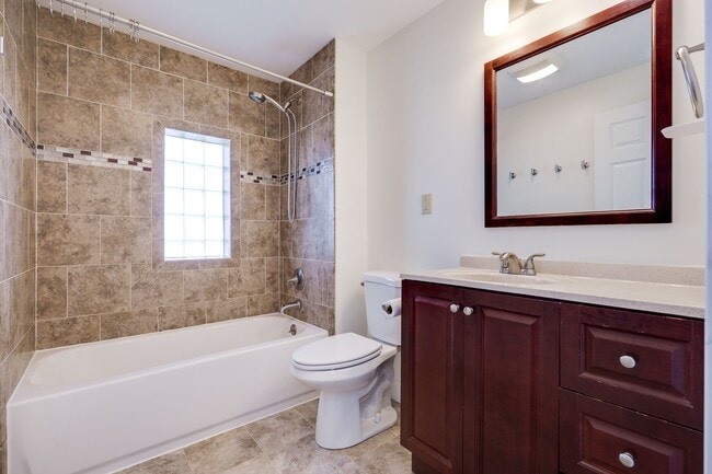 Photo - 1701 Briedweng Ave