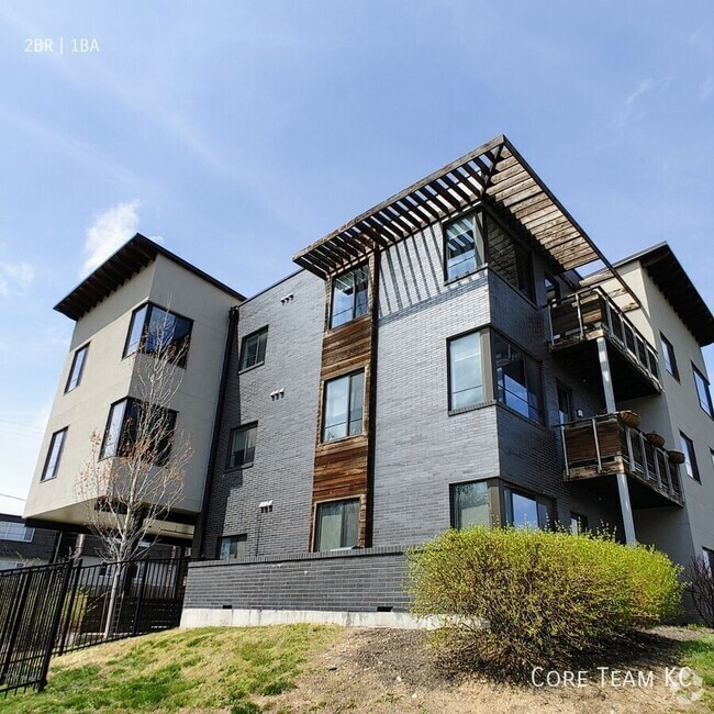 Building Photo - 3632 Gillham Rd Unit S201 Rental