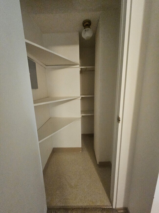 Photo - 10327-10107 107 Ave Unit 104 - PR