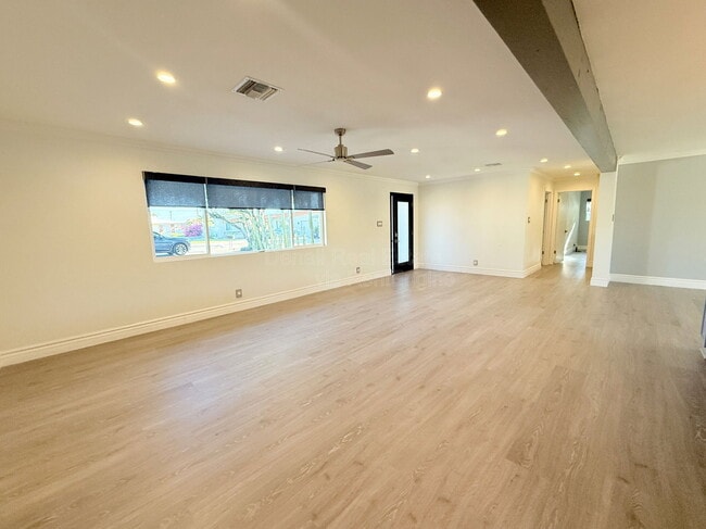 Photo - 8139 E Mulberry St