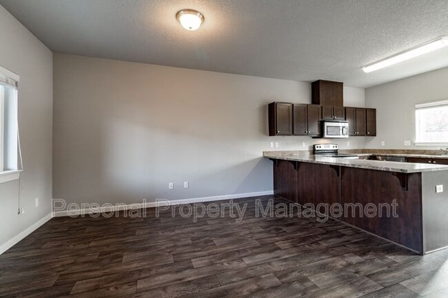 Photo - 12600 NE 49th St