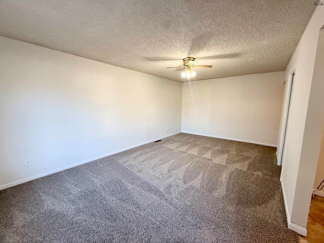 Photo - 4131 Moffett Ave