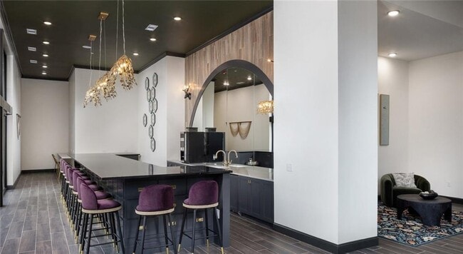 Photo - 5672 Peachtree Pkwy Unidad A2B