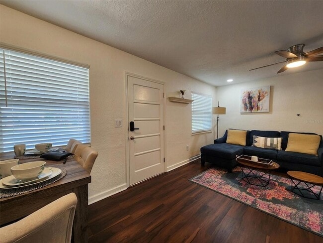 Photo - 618 S Crest Ave