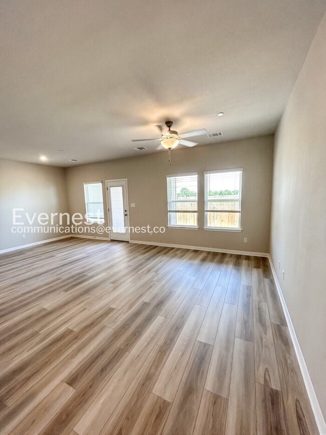 Photo - 1850 Settlers Glen Dr