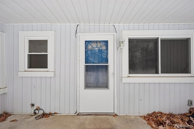 Photo - 2266 Newberry Rd