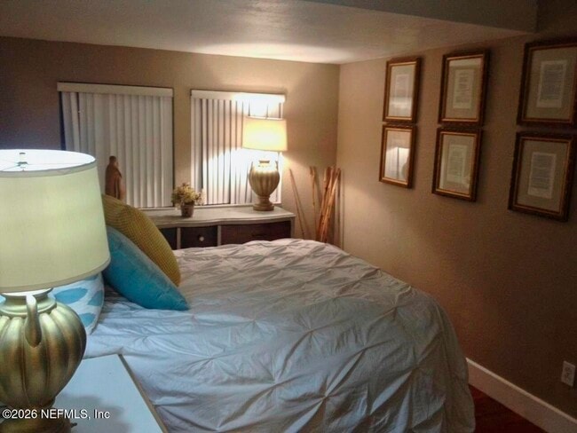 Photo - 8 10th St Unidad B