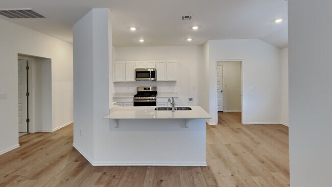 Photo - 16317 Harvester Dr