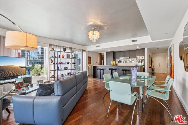 Photo - 6250 Hollywood Blvd Unit 5A