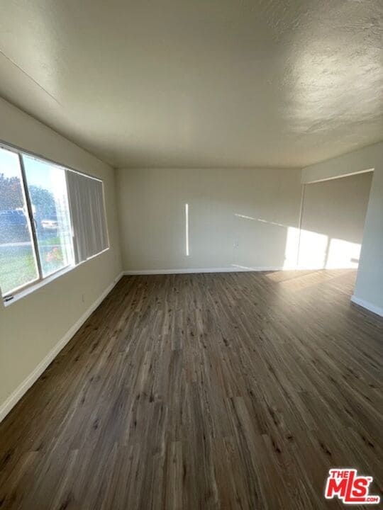 Photo - 202 Eye St House