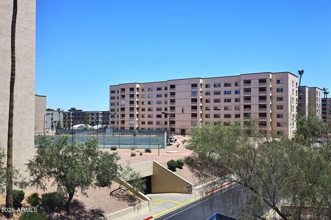 7910 E Camelback Rd Unidad 310