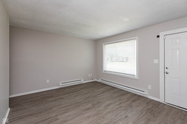 Photo - 9410 Meadowlark Dr
