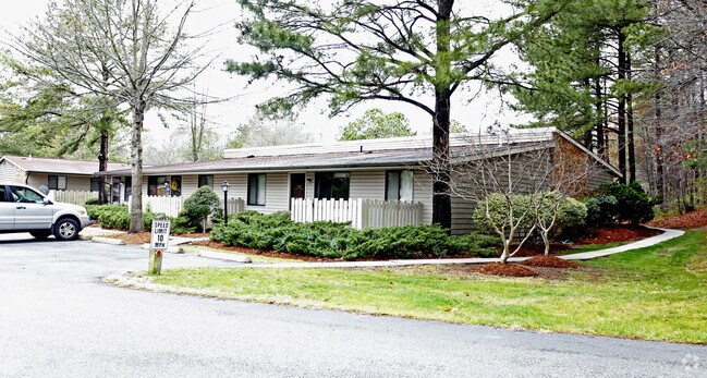 Sea Pines Apartments