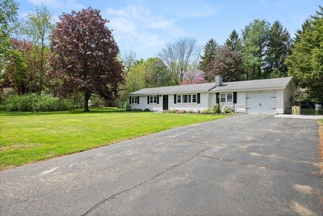 Photo - 112 Argilla Rd House