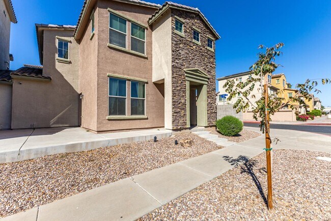 Photo - 7742 W Palm Ln