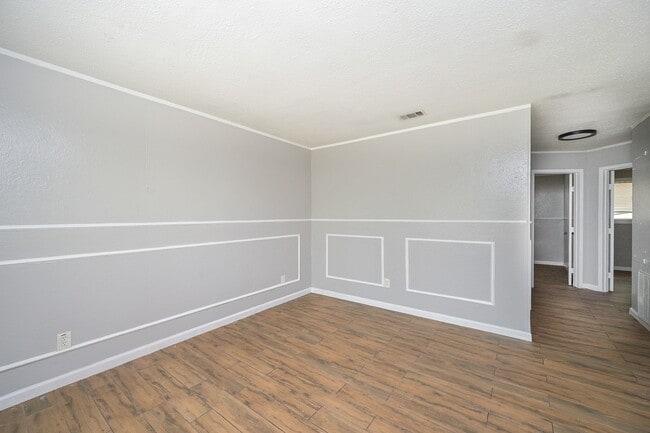 Photo - 506 N 3rd St Unit 4