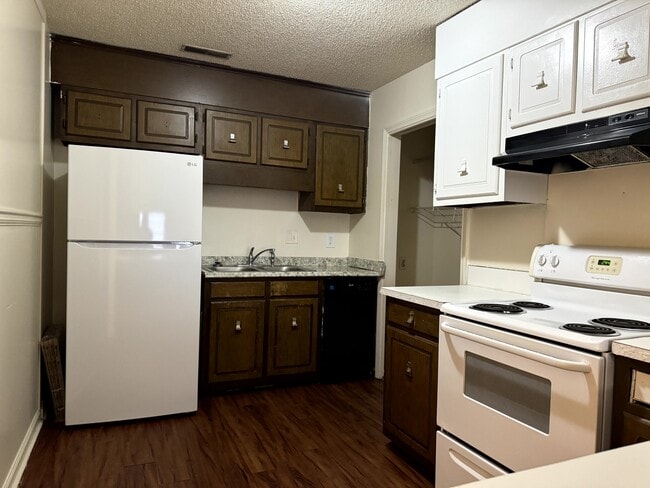 Photo - 2150 Spoleto Ln