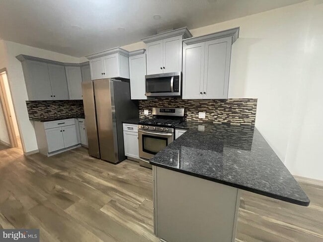 Building Photo - 20 Pennsylvania Ave