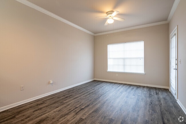2BR, 2BA - 865SF - Villas at Alexander Bay