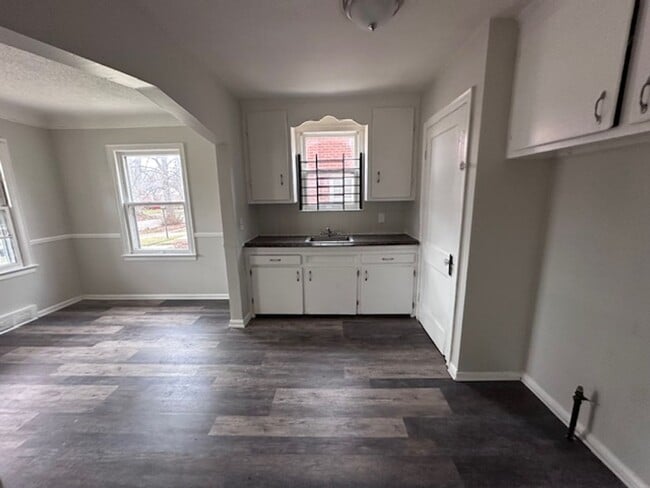 Photo - 4bed 1 bath eastside Detroit with Garage and basement recently renovated!